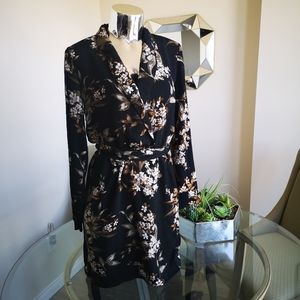 ✨Price Drop Dynamite Summer Dress ✨